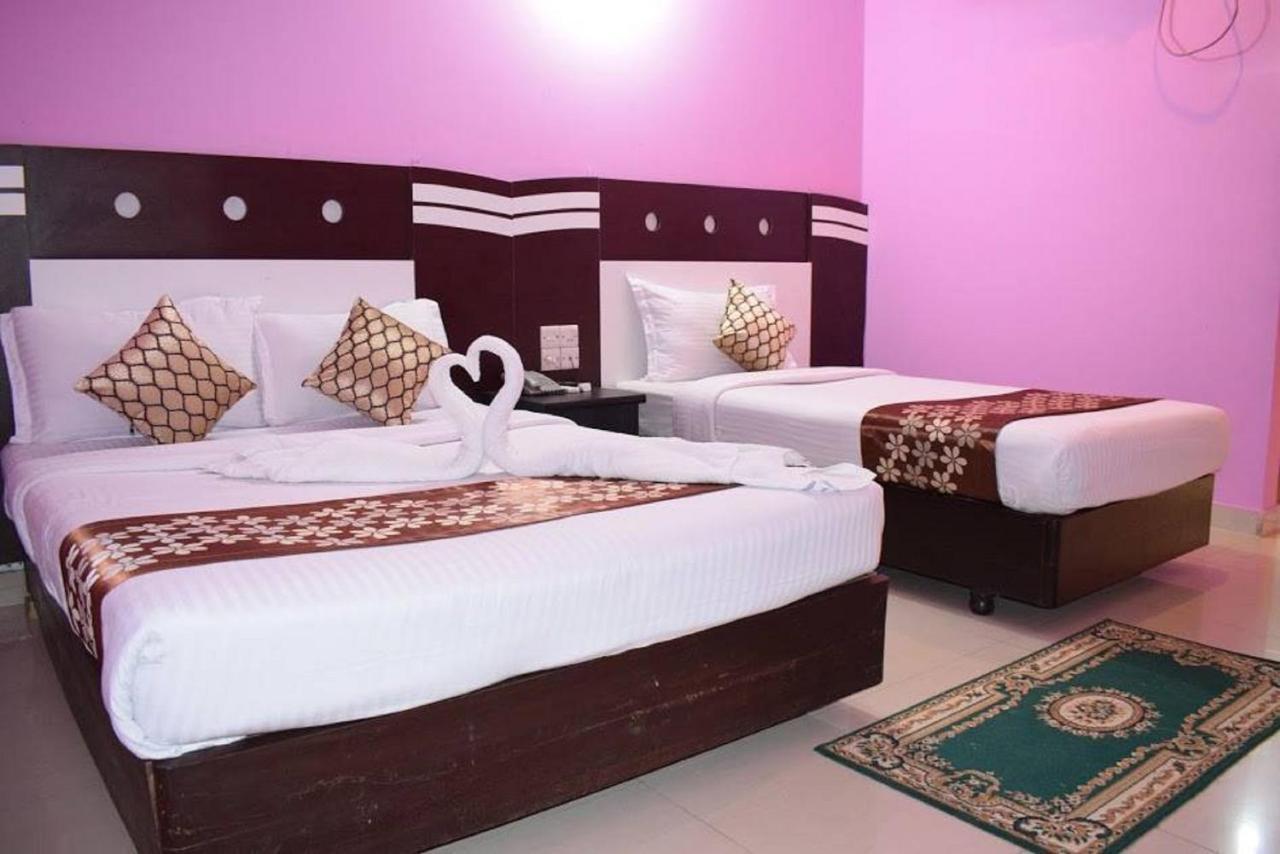 Hotel Regal Palace Cox's Bazar Dış mekan fotoğraf